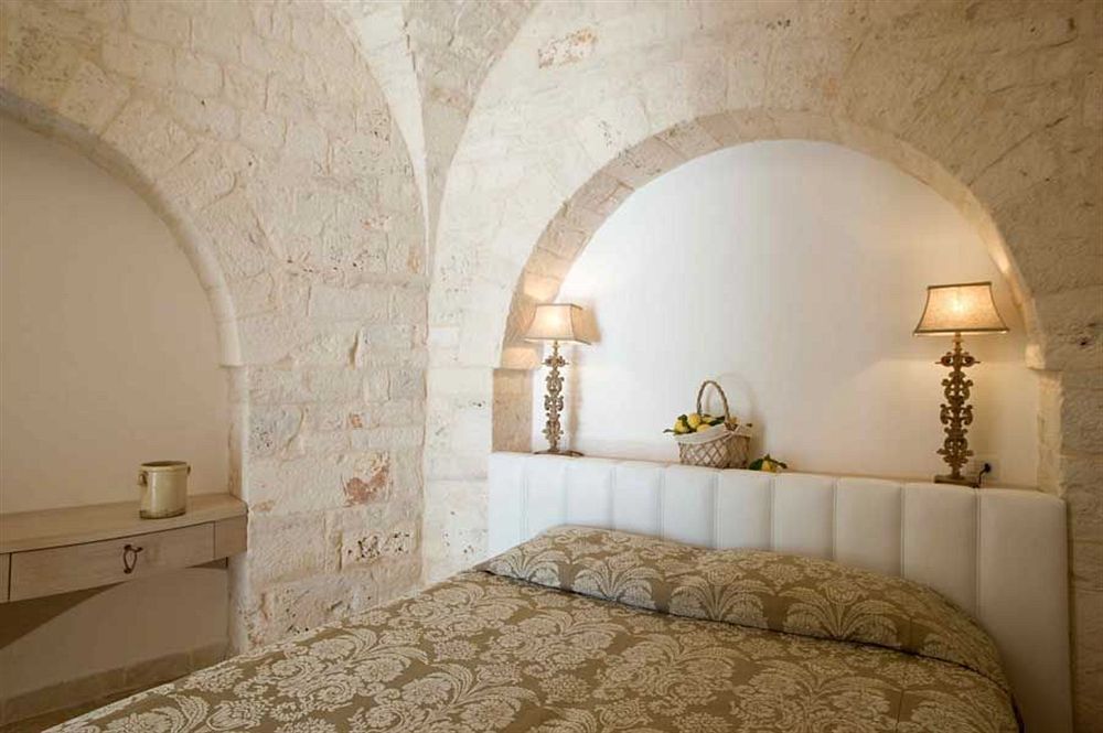 Le Alcove - Luxury Hotel Nei Trulli Alberobello Exterior photo