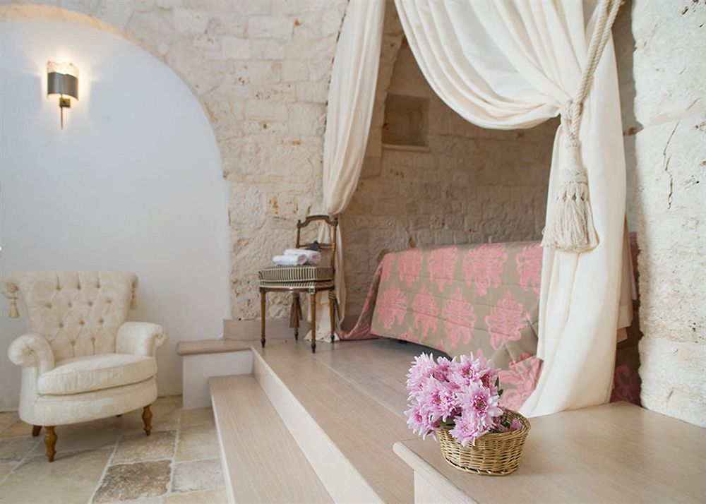 Le Alcove - Luxury Hotel Nei Trulli Alberobello Exterior photo