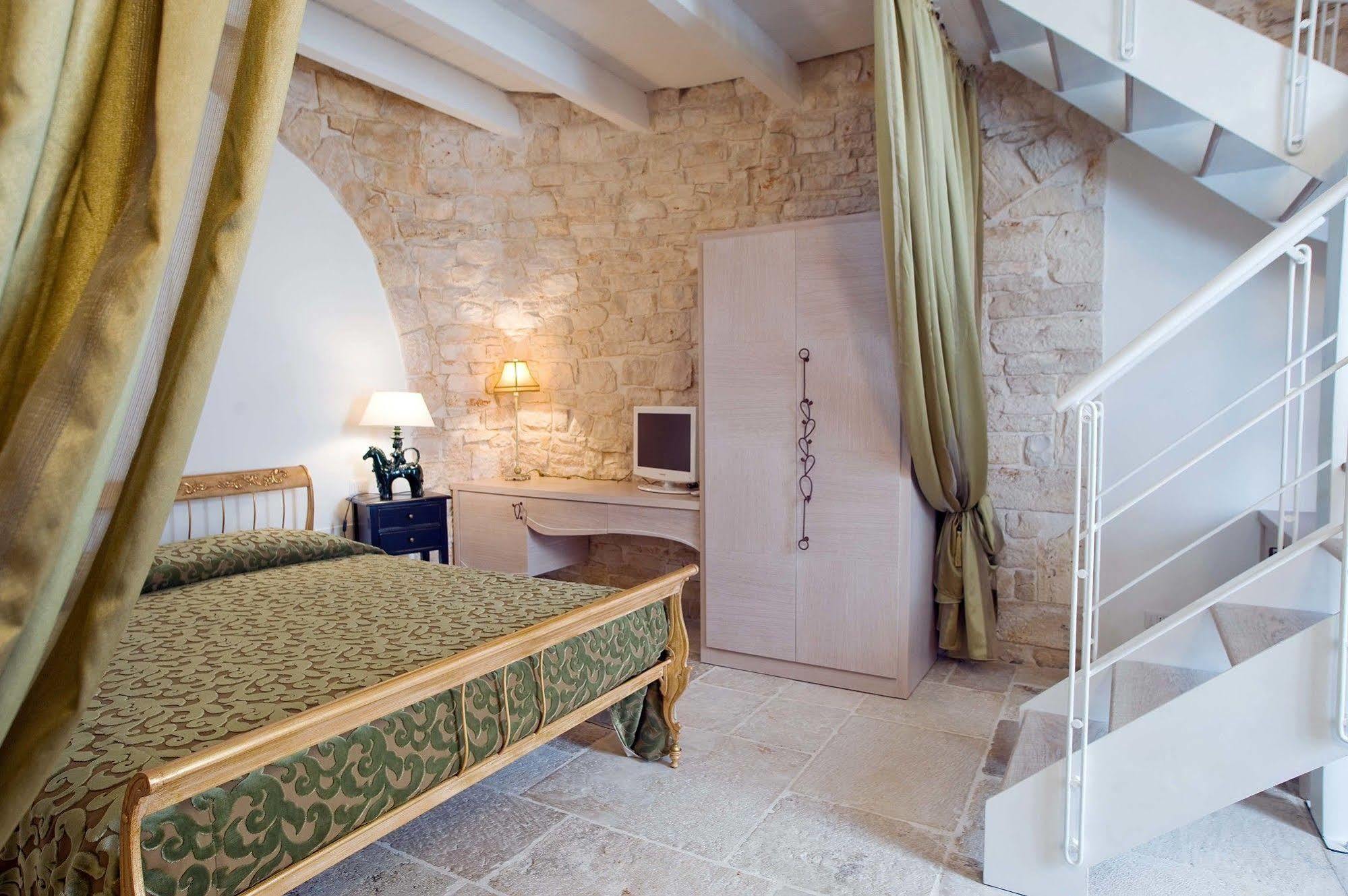 Le Alcove - Luxury Hotel Nei Trulli Alberobello Exterior photo
